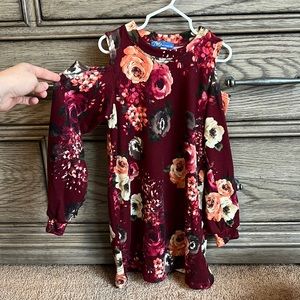 Beautiful flow dress- never worn